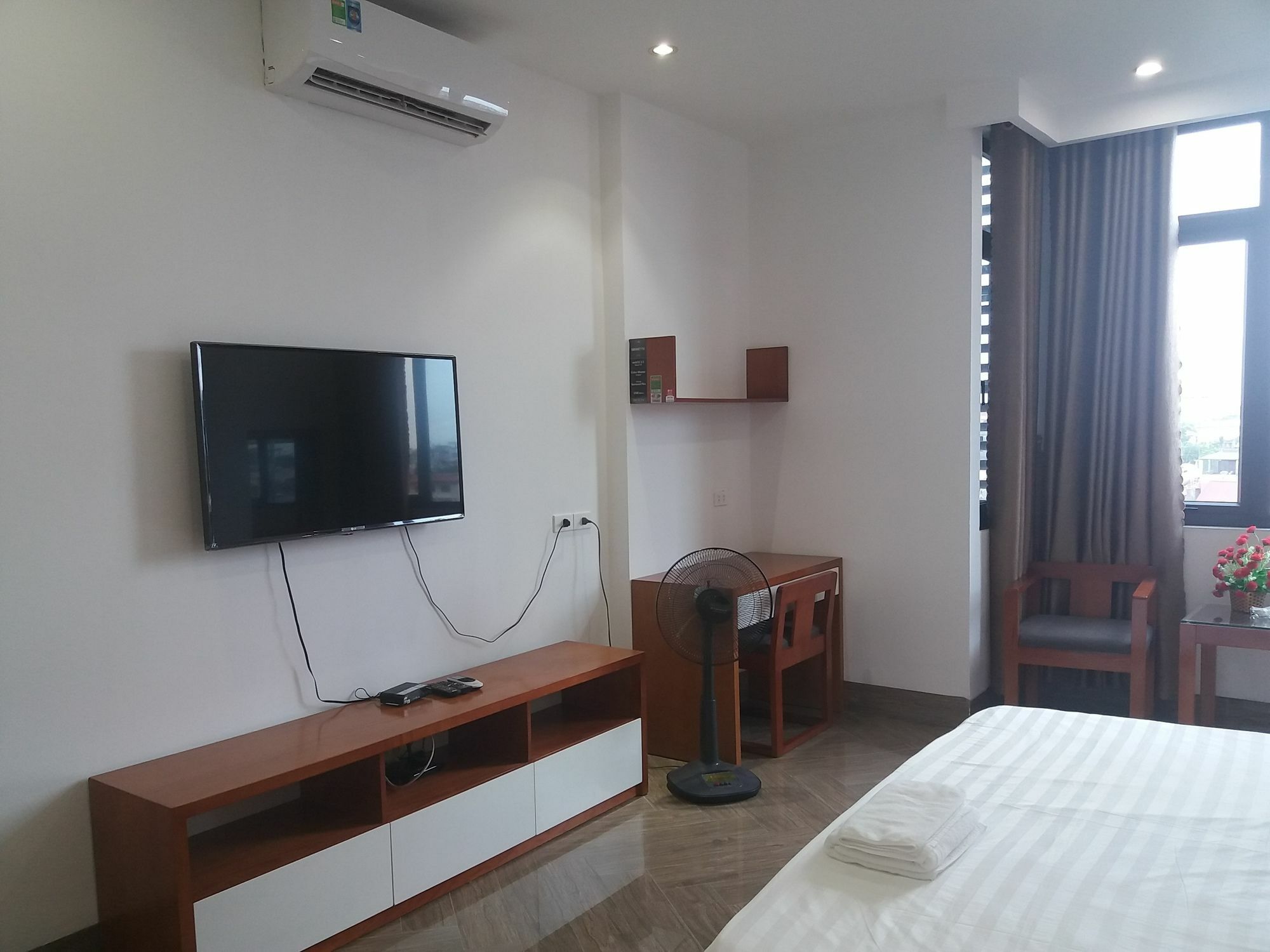 Haengbok Hotel Bac Ninh Экстерьер фото