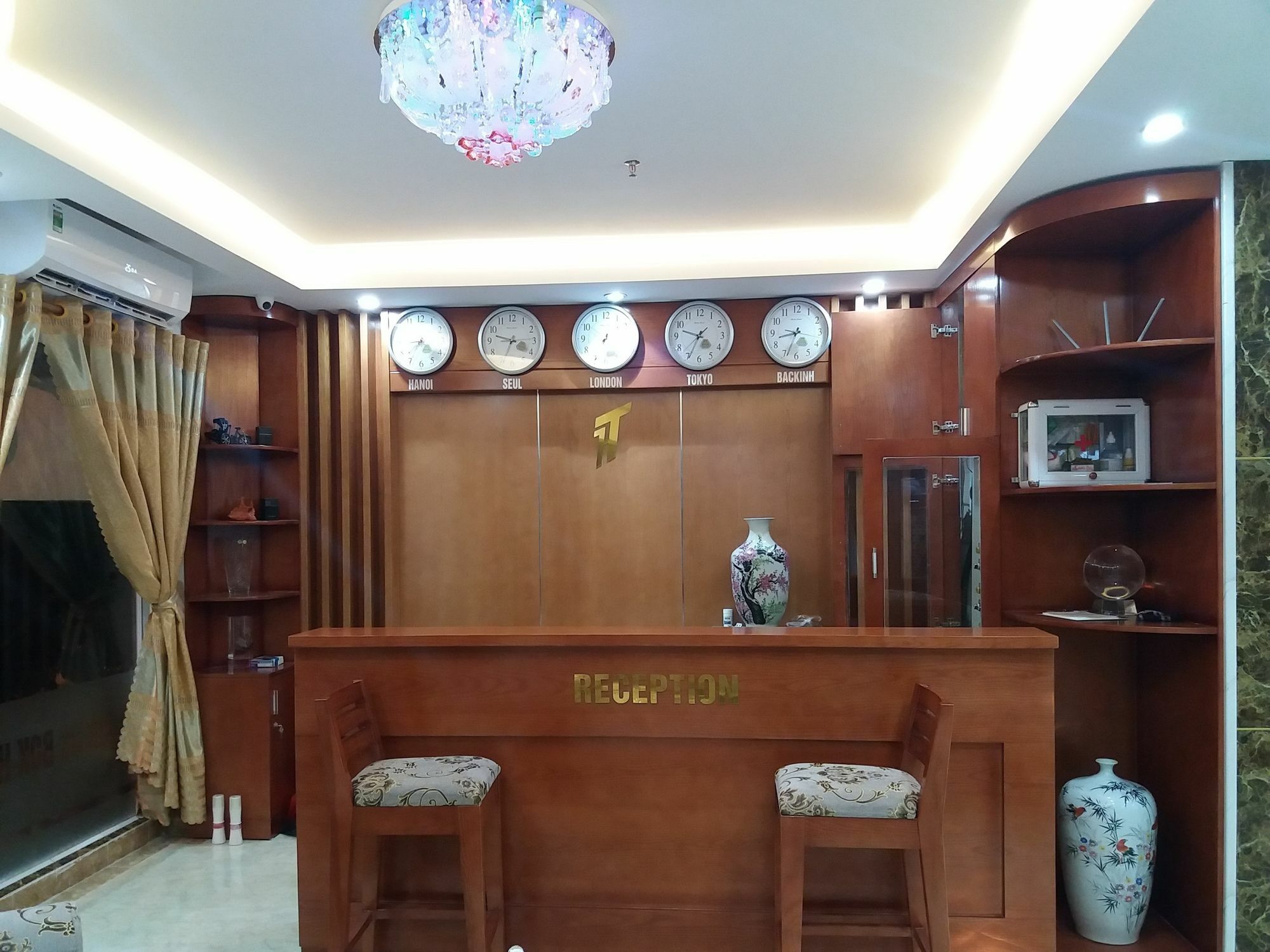 Haengbok Hotel Bac Ninh Экстерьер фото